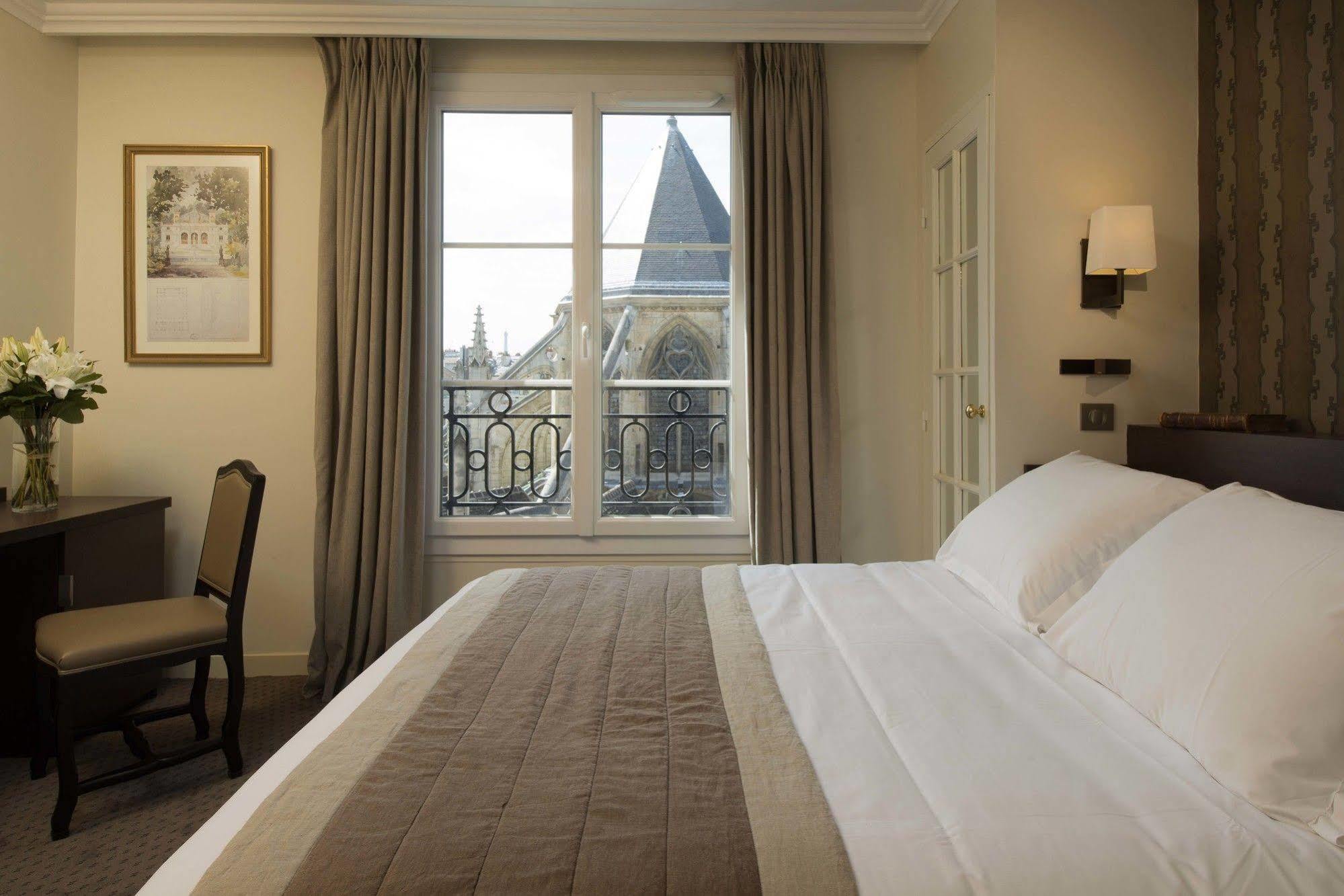 Henri Iv Rive Gauche Hotel Parijs